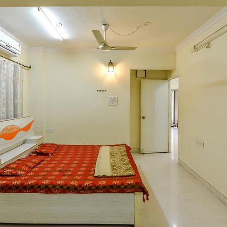 Comfortable Living Нави Мумбай Екстериор снимка